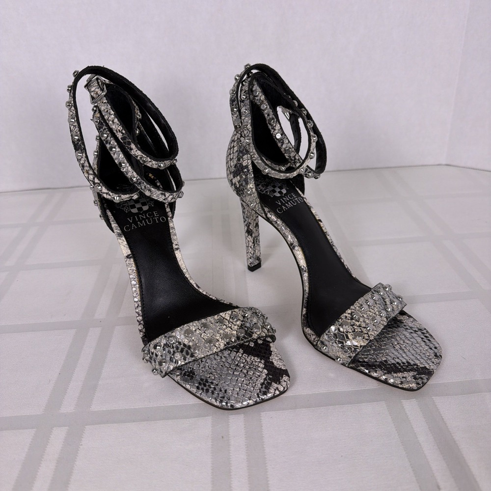 NEW Vince Camuto Womens Lorasha Studded Stiletto Heel Sandals Shoes SIZE 6